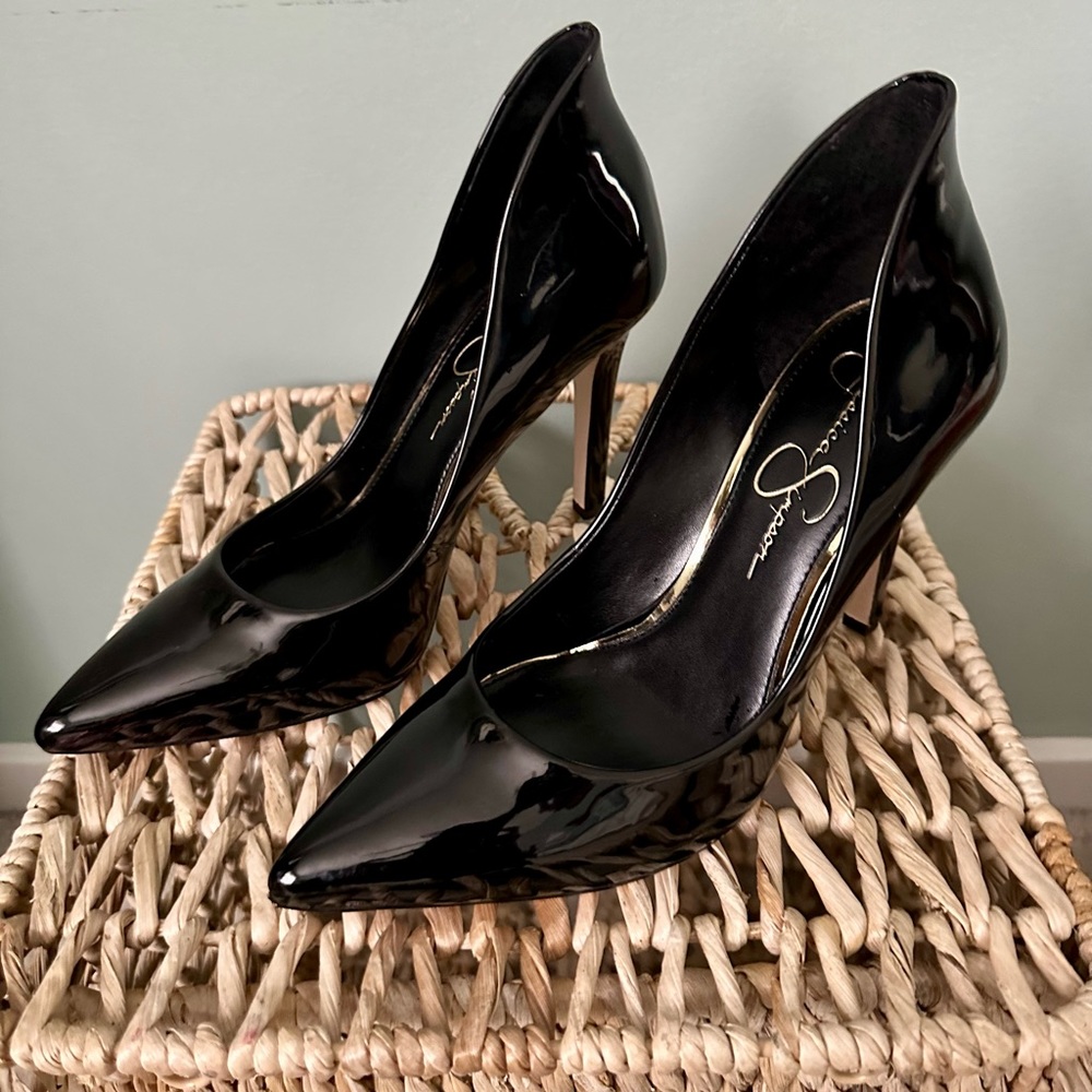 Jessica Simpson Cambredge Pointed Toe Pump